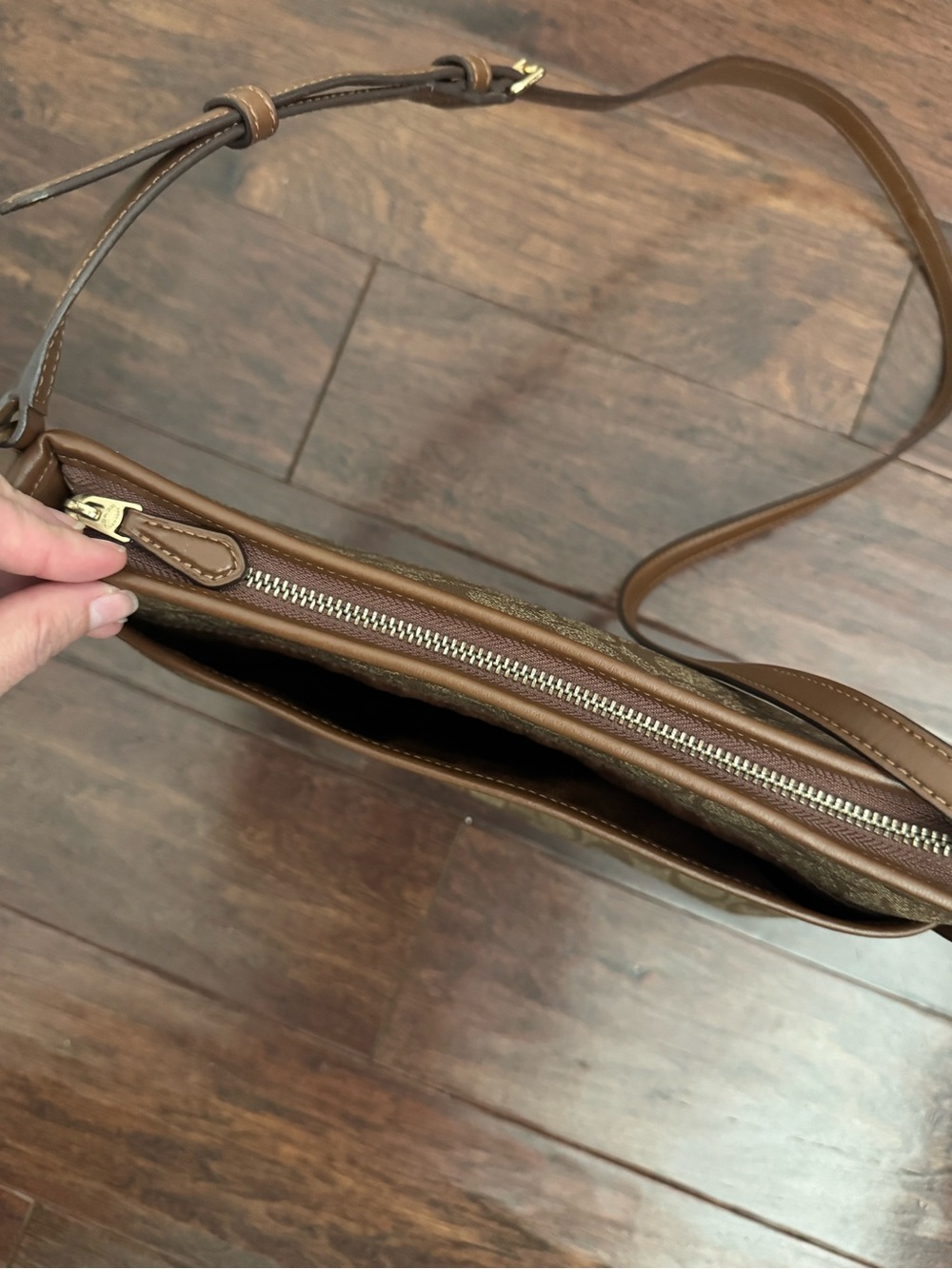 Coach Khaki & Brown Crossbody - Picture 5 of 13